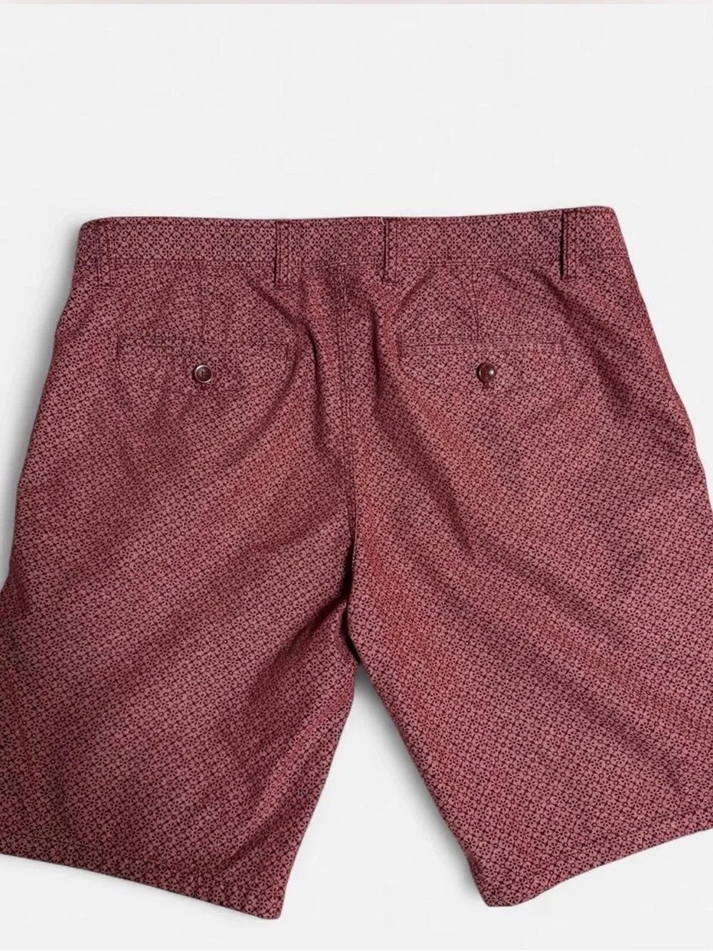 Banana Republic Aiden Shorts with geometric print